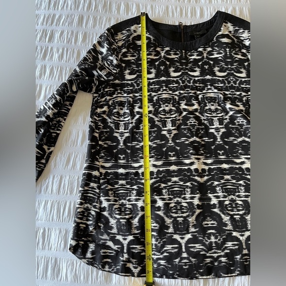 J. CREW Blouse Black & Cream Abstract Ikat Inspired Pattern Zip Back 3/4 Sleeves - Picture 17 of 17